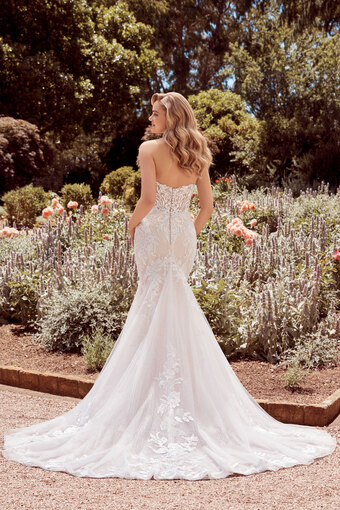 Sexy Sweetheart Lace Wedding Dress Michaela