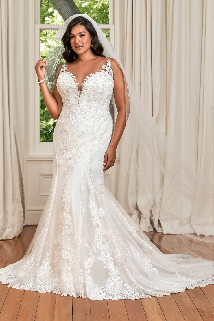 Entrancing Bridal Gown with Soft Sparkle Karla